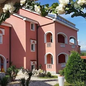 La Perla 1 Punat
